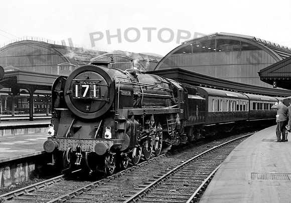 70029-Y-Paddington-1957-RPC567R