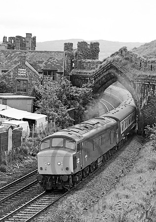 45140 Conway Castle 040683   JC541