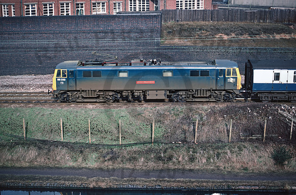 86232 Winston Green 010384 BR046