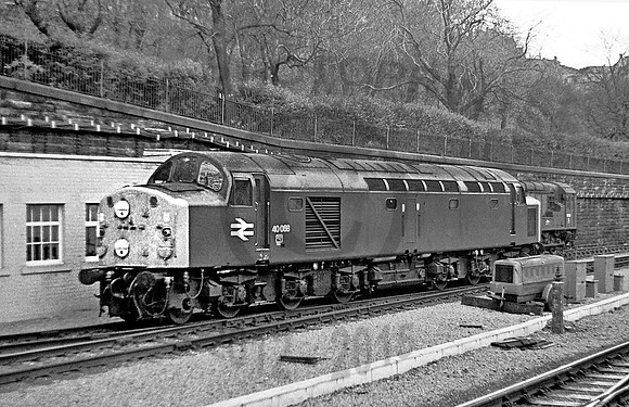 40068-Waverley-191177-JC