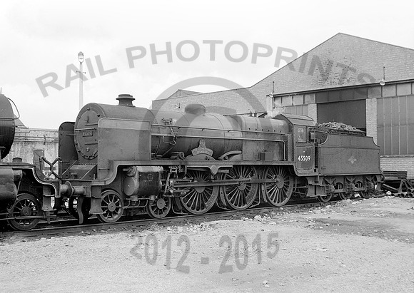 45509-Y-LeedsNevilleHill-1959-RPC633