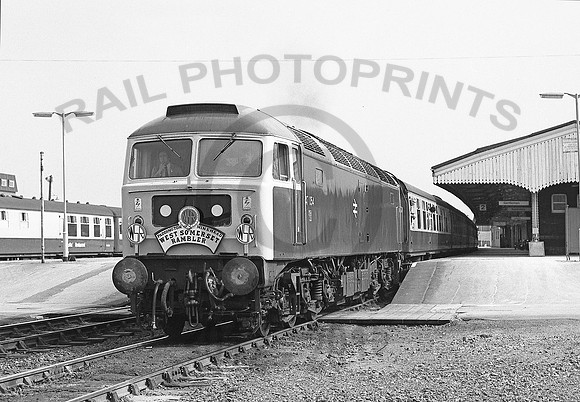 47054-Westbury-130480-JC139