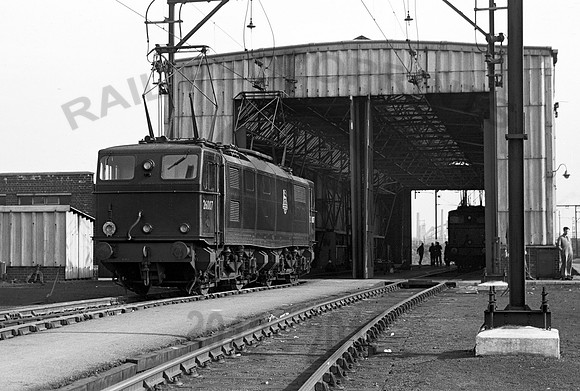 26007 Wath 0555 RAW3400-51