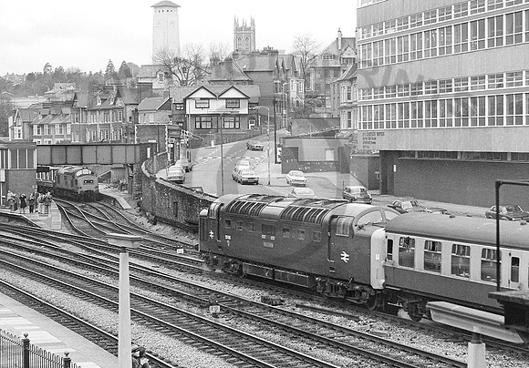55018-Newport-290178-JC285