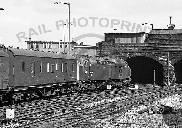 40034-Sheffield-190480-JC077