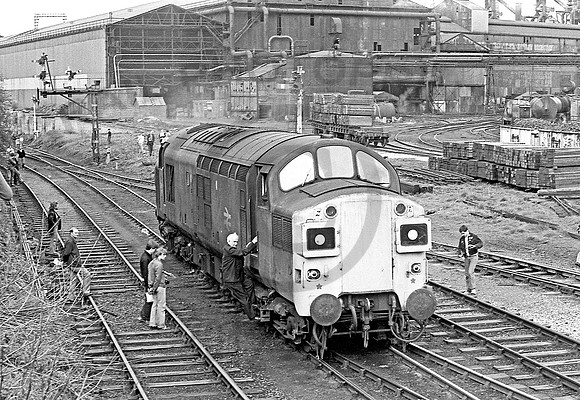 37062-Consett-120579-JC272