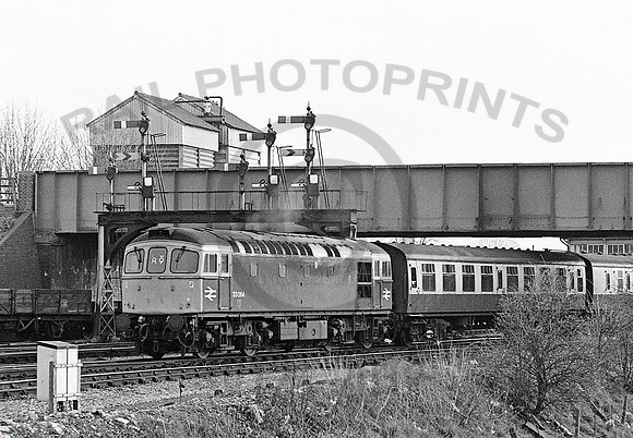 33064-Y-Westbury-020484-HB509