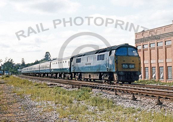 1054-Y-Keynsham-0776-JC695