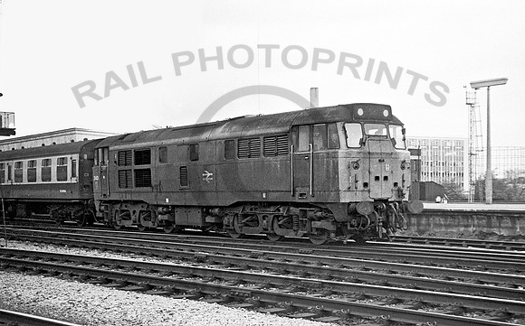 31421-Y-Bristol-291077-JC