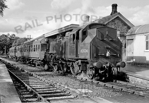 82034-Y-BoveyTracey-140856-HB468