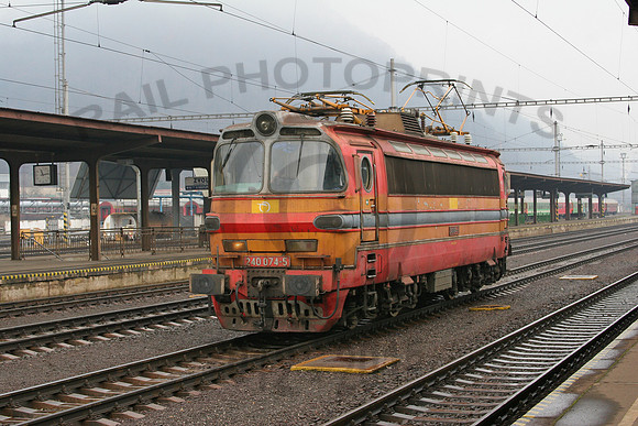 240074-Zvolen-310306-RP025
