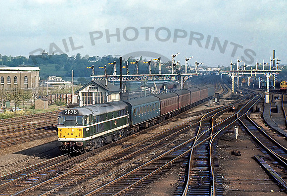 D5586-Y-Hornsey-0467-RPCMJ677