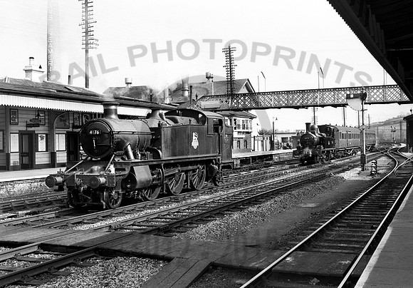 4176-Y-Totnes-1960-RPC681