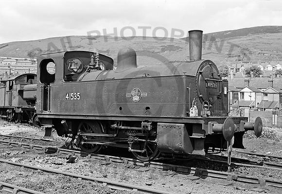 41535 Swansea East Dock 190564  HB361