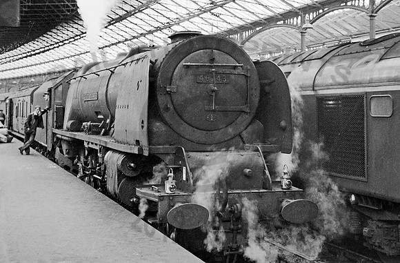 46243 Euston 1960  KLC805