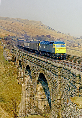47089 Ais Gill Viaduct 280382 JC077
