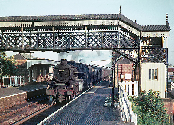 45004-Y-Codsall-0766-BR565