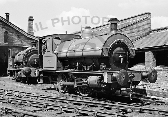 Bass No 2  Burton 040663 HB277