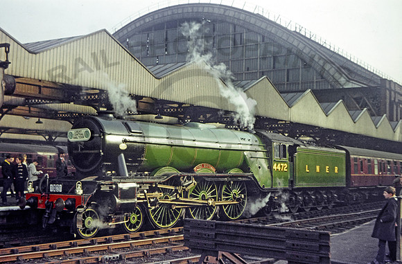 4472 Manchester Central 180464 RPC472