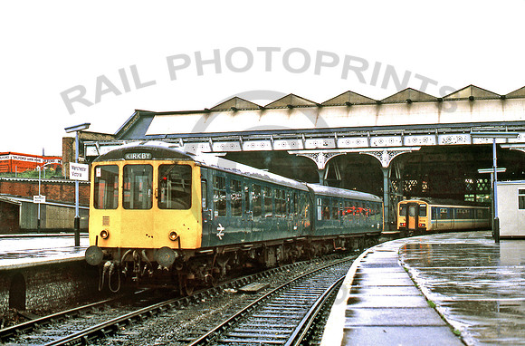 Class 104 53447-53531-Manchester- Victoria-020687 GE