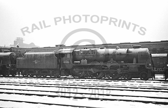 46146-Y-DevonsRoad-0163-JC272