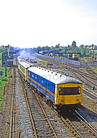 Class 128 Kidderminster  090587 JC462