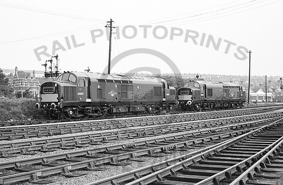 D6847-D6859-Y-Barry-070763-RPC042