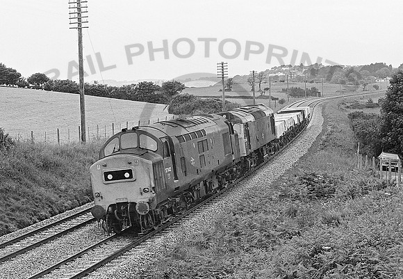 37142-25155-Y-Carlyon Bay-250679-JC318