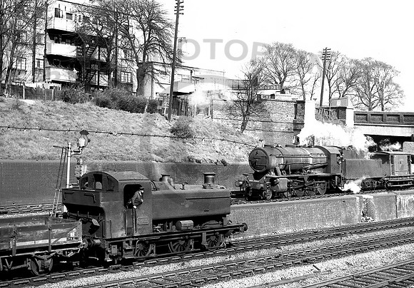 9409-90129-Acton-0461-GEcollectionR