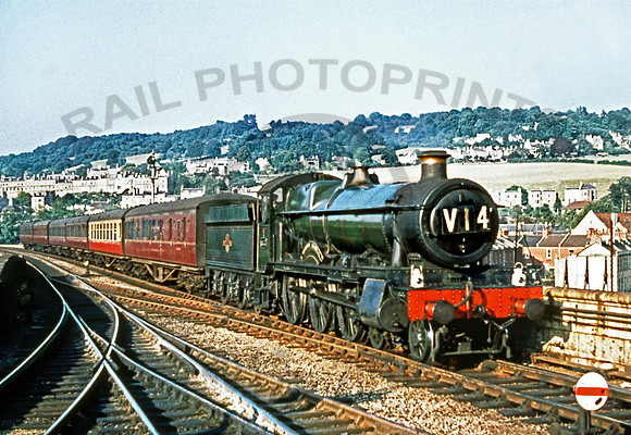 6833 Bath Spa 290661 HB30R