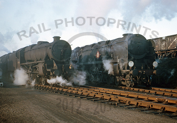 35027-Oxley-0366-BR565
