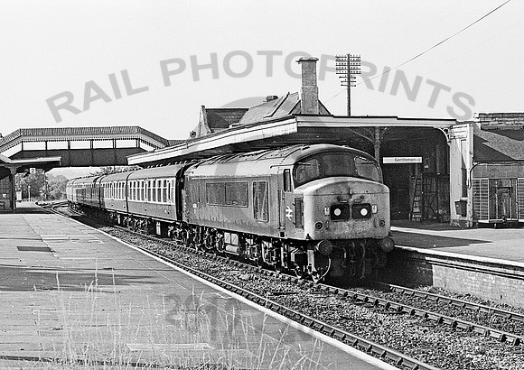 45069-Y-Trowbridge-160778-RP305