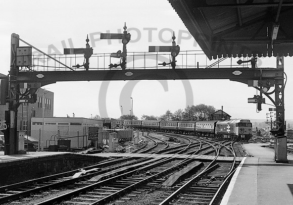 50012-Y-ExeterStDavids-130584-HB621