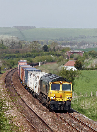 66569-Y-NortonBavant-290406-JC18