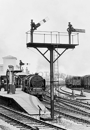 45519 Gloucester Eastgate 120859  CR017