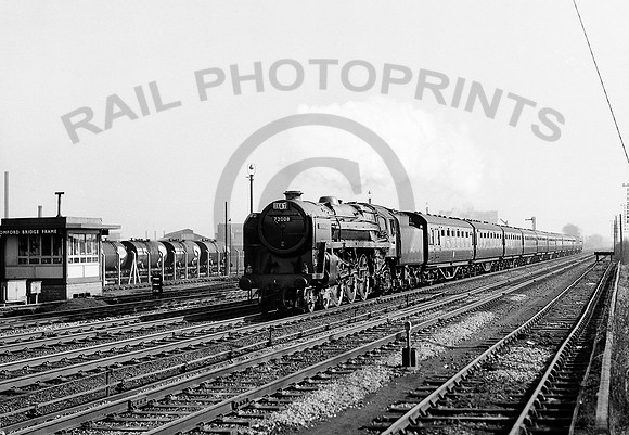 72008-Y-BromfordBridge-240363-RPC123