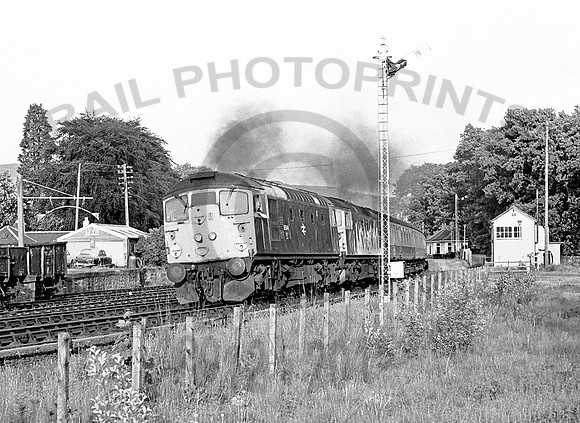 26046-40-Y-Pitlochry-020678-JC5