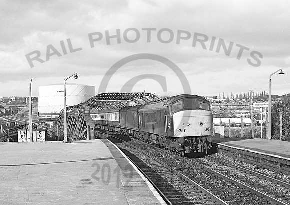 45107-Y-StapletonRoad-291080-JC656-1