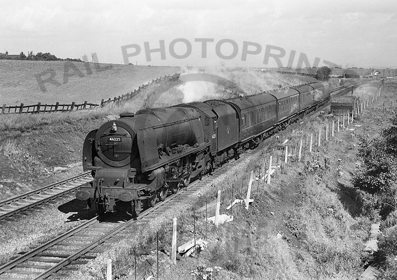 46225-Y-Norton-0863-RAW084