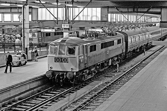 86009-86210-Y-Euston-070478-JC1