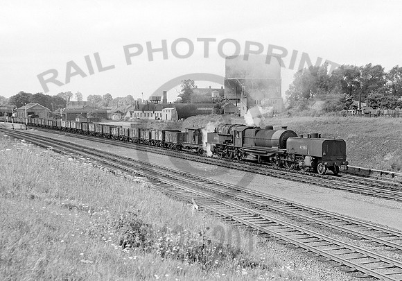 47986 Elstree 1956 JDC495
