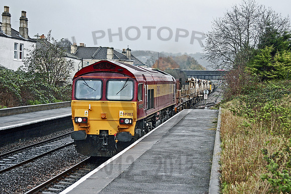 59202-Y-OldfieldPark-021205-JC1