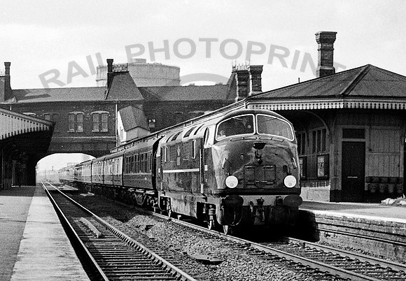 D803 Southall 0459 IT547