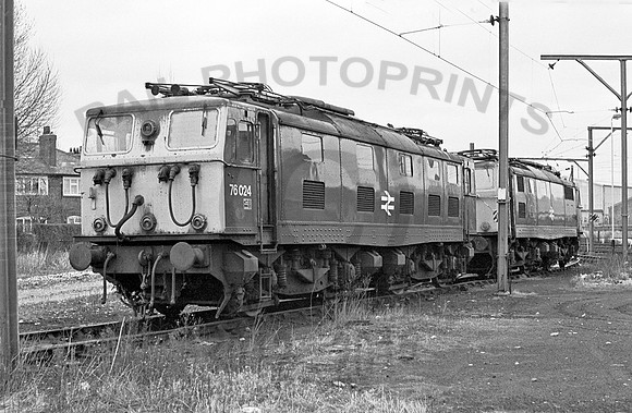 76024-Y-Reddish-260378-JC
