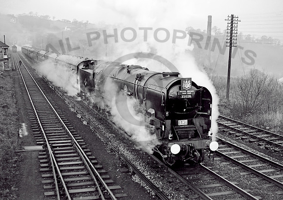 35026-Y-Disley-201166-AHB058