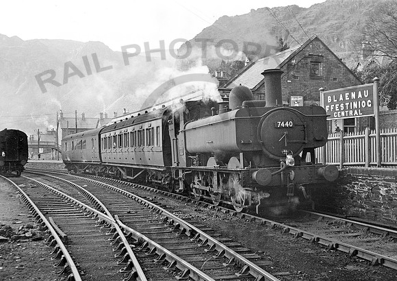 7440-Y-BlaenauFfestiniog-131152-HB001