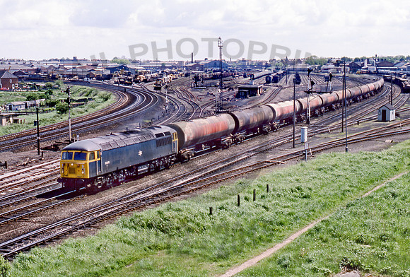 56070 York 280586 BR707