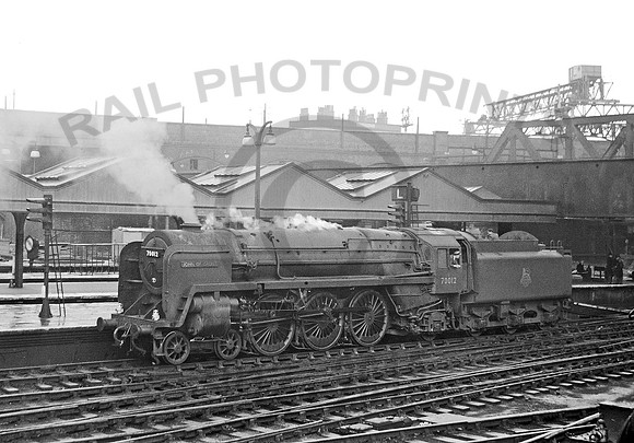 70012-Y-LiverpoolStreet-240157-RPC317