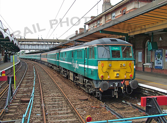86235-Y-Ipswich-180804-JC1