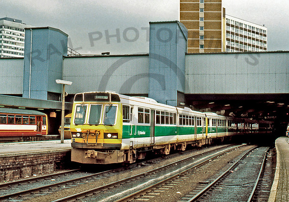 Class-141-55540-55520+55524-55504-Leeds 030687 GE520
